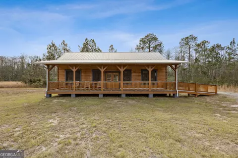 29 Standing Garden Ln, Folkston, GA 31537