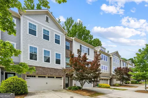 2817 White Oak Ln, Decatur, GA 30032
