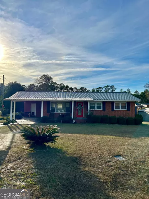 35 N Cook St, Milan, GA 31060