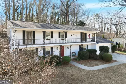 783 Holly Dr, Gainesville, GA 30501