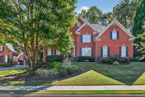 215 Radlett Ln, Alpharetta, GA 30022
