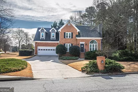 312 Gates Mill Dr, Lawrenceville, GA 30045