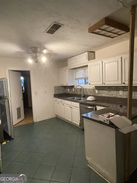 Kitchen - 3409 Salem Rd, Covington, GA 30016 photo 1 of 3