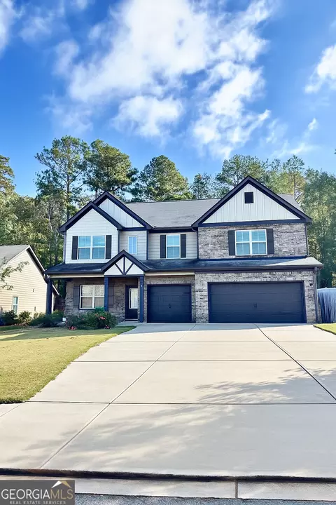197 Weymouth Dr, Locust Grove, GA 30248