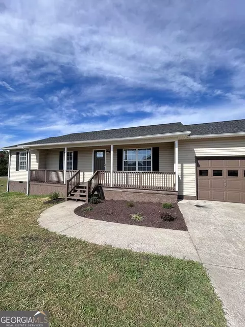 2360 Mcentire Cir, Chatsworth, GA 30705