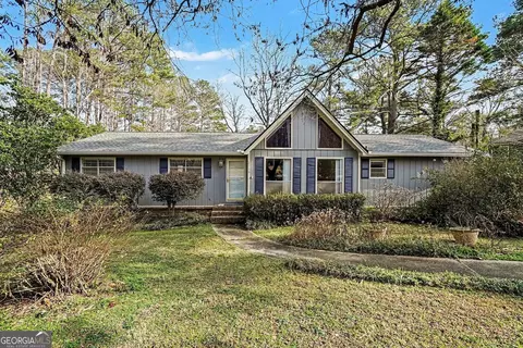 2736 Whisper Trl, Douglasville, GA 30135
