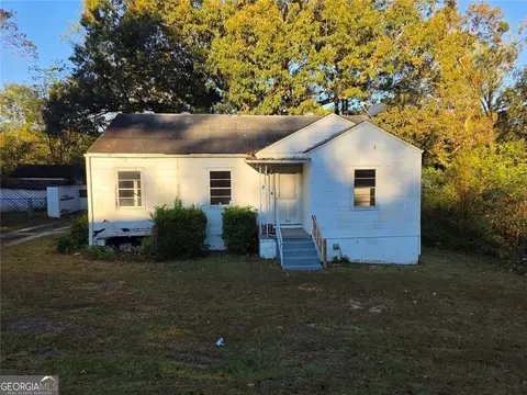982 S Ponce De Leon Cir, Macon, GA 31206