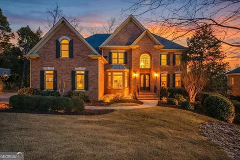 9635 Autry Falls Dr, Alpharetta, GA 30022