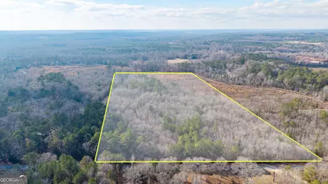 1761 E H Snow Rd, Mcintyre, GA 31054