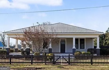 212 Durand St, Woodbury, GA 30293