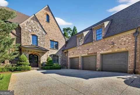 840 Camden Park Ct NE, Atlanta, GA 30342