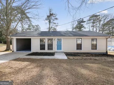 5019 Merlin Dr, Oakwood, GA 30566