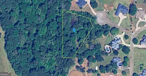 72 Callie Ct, Byron, GA 31008