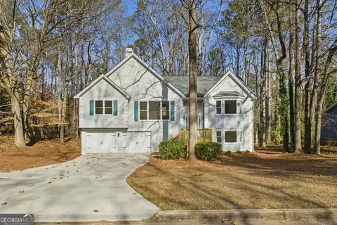 1518 Hillside Dr SE, Conyers, GA 30094