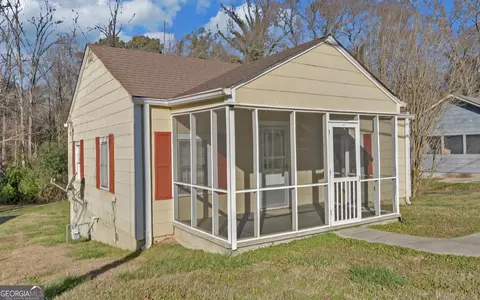 Exterior - 1009 Prather Bridge Rd, Toccoa, GA 30577 photo 3 of 7