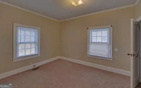 Bedroom - 1009 Prather Bridge Rd, Toccoa, GA 30577 photo 3 of 4
