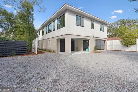 669 Arnold Ln, St. Simons, GA 31522