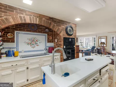 Kitchen - 879 Rocky Creek Rd, Hampton, GA 30228 photo 6 of 6