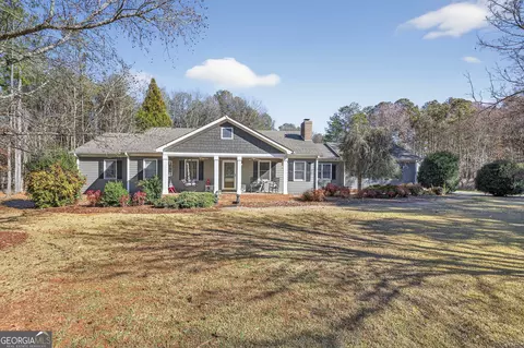 356 Carnation Dr, Social Circle, GA 30025