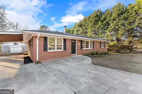 389 Skyline Dr, Toccoa, GA 30577 photo 2