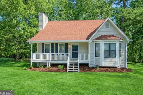 6440 Linecrest Dr, Douglasville, GA 30134