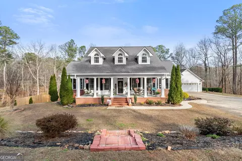 7277 Avalon Dr, Douglasville, GA 30135