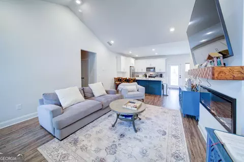 170 White Antelope St, Waleska, GA 30183