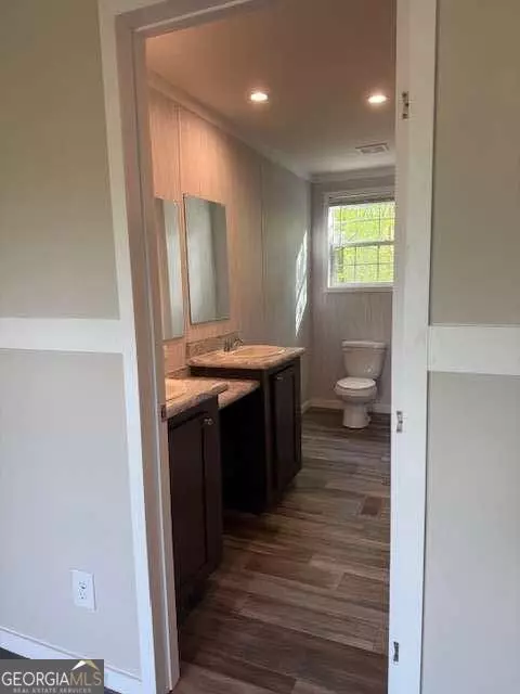 236 Dewaters Rd, Commerce, GA 30529 photo 2