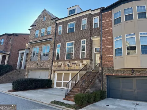 1631 Canopy Chase, Atlanta, GA 30319