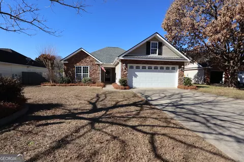 120 Blackstone Ct, Kathleen, GA 31047