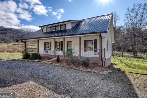 734 Bell Creek Rd, Hiawassee, GA 30546