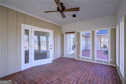 Exterior - 142 Carr Rd, Lagrange, GA 30241 photo 11 of 28