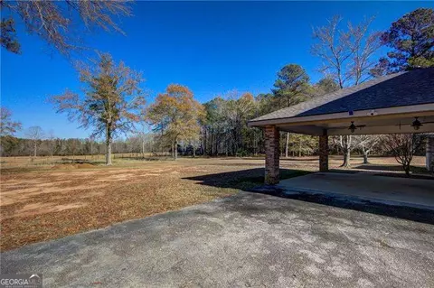 Exterior - 142 Carr Rd, Lagrange, GA 30241 photo 14 of 28