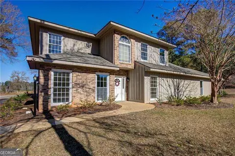 Exterior - 142 Carr Rd, Lagrange, GA 30241 photo 3 of 28