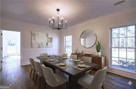 Dining - 142 Carr Rd, Lagrange, GA 30241 photo 1 of 2