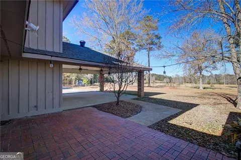 Exterior - 142 Carr Rd, Lagrange, GA 30241 photo 13 of 28