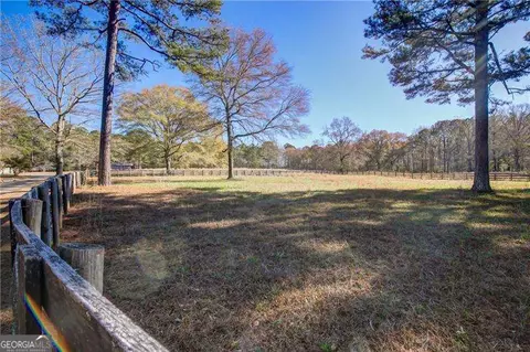 Exterior - 142 Carr Rd, Lagrange, GA 30241 photo 27 of 28