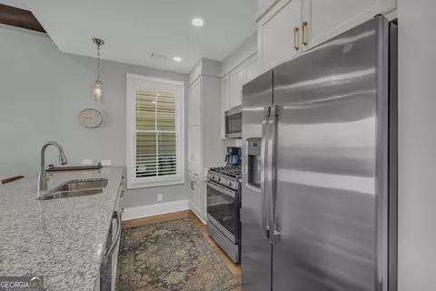 Kitchen - 17 Cottage Ln #102, Toccoa, GA 30577 photo 3 of 5