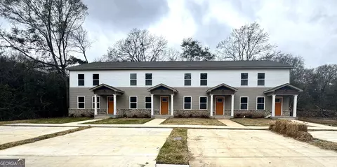 305 N 4th St, Warner Robins, GA 31093