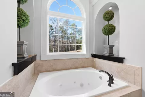 Bath - 50 Birch Rd, Covington, GA 30014 photo 6 of 8