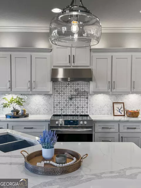 Kitchen - 50 Birch Rd, Covington, GA 30014 photo 5 of 6