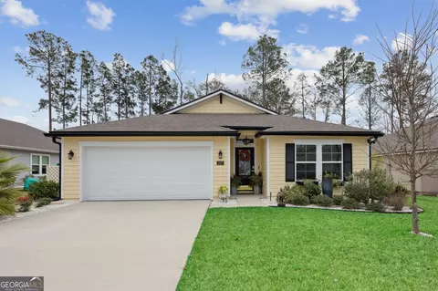 327 Chinquapin Dr, Saint Marys, GA 31558
