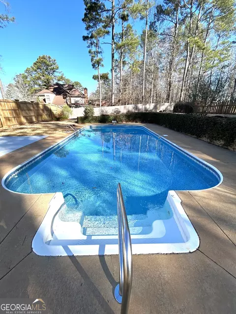 Exterior - 114 Red Oak Trl, Lagrange, GA 30240 photo 9 of 21