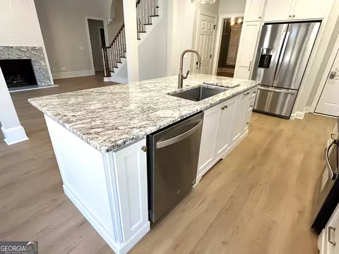 Kitchen - 114 Red Oak Trl, Lagrange, GA 30240 photo 8 of 8