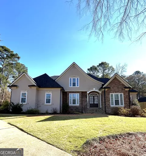114 Red Oak Trl, Lagrange, GA 30240