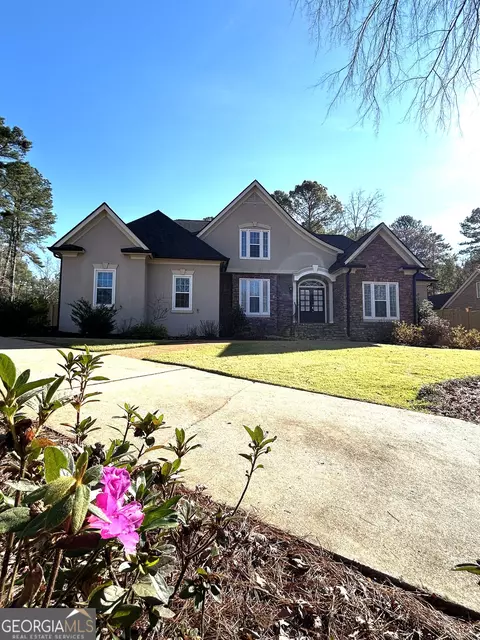 Exterior - 114 Red Oak Trl, Lagrange, GA 30240 photo 3 of 21