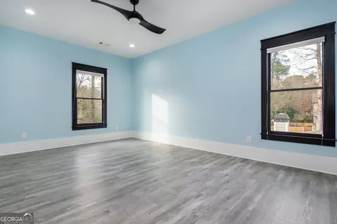 Bedroom - 2804 Skyland Dr NE, Chamblee, GA 30341 photo 4 of 6