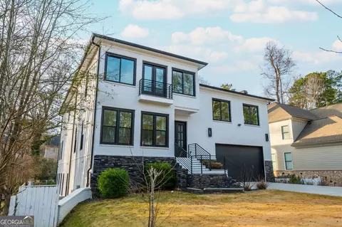 Exterior - 2804 Skyland Dr NE, Chamblee, GA 30341 photo 7 of 8