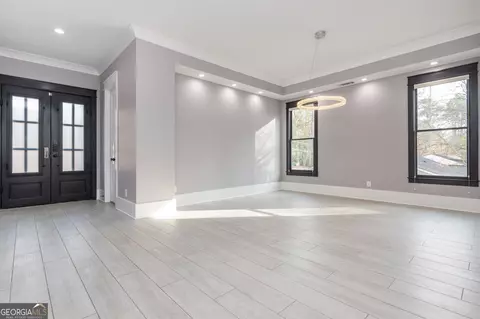 Living - 2804 Skyland Dr NE, Chamblee, GA 30341 photo 1 of 11