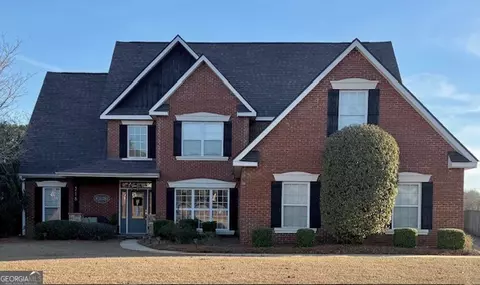 218 Knob Hill Dr, Warner Robins, GA 31088